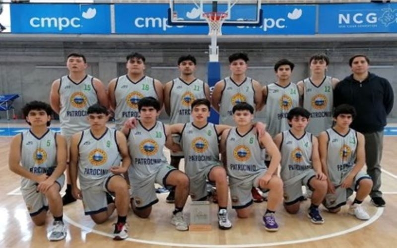 Reportaje a la selección de basquetbol del PSJ.